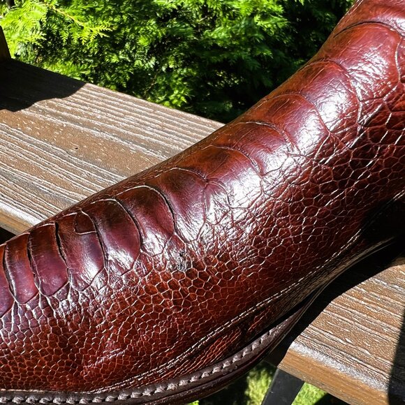 Lucchese 1883 Reddish Brown Ostrich Leg in a Snip Toe & Men's Size 8.5D - Picture 5 of 10